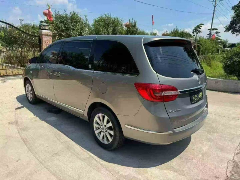 徐州20年别克GL86