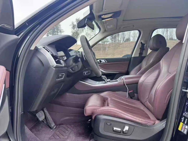 连云港21年宝马X56