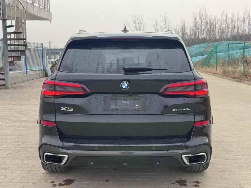 连云港21年宝马X58