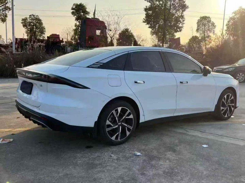 常德23年吉利银河7