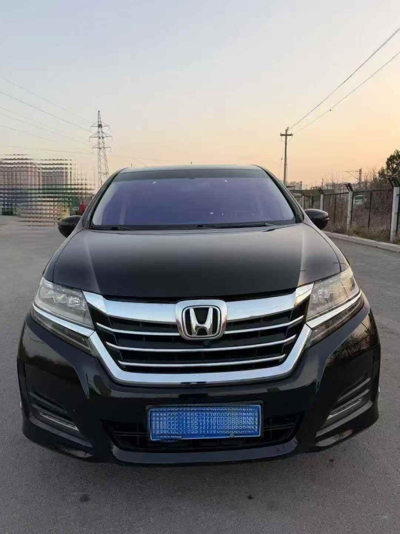 烟台17年本田艾力绅1