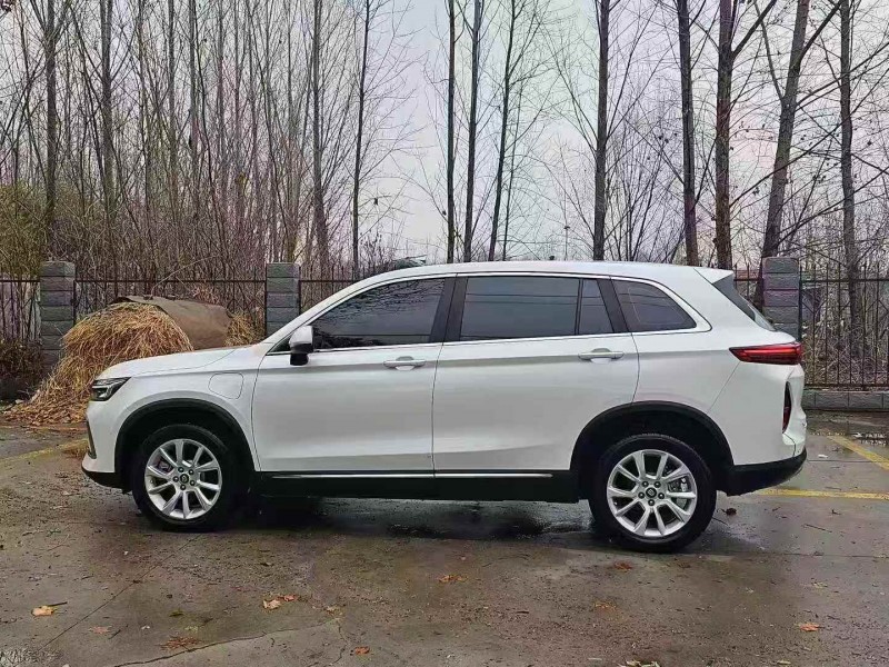 济宁24年创维EV62