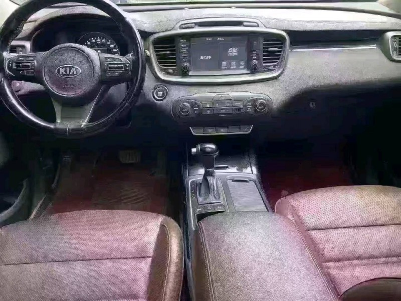 潍坊25年起亚索兰托5