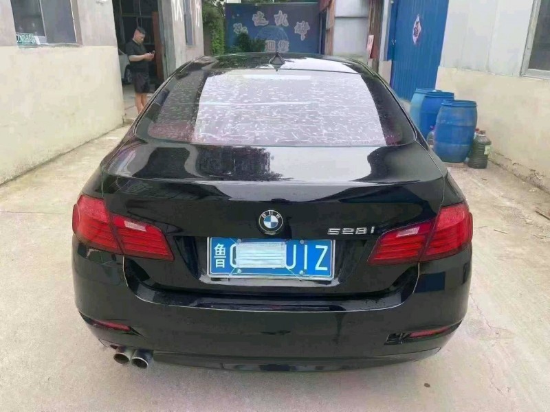 潍坊17年宝马5系9