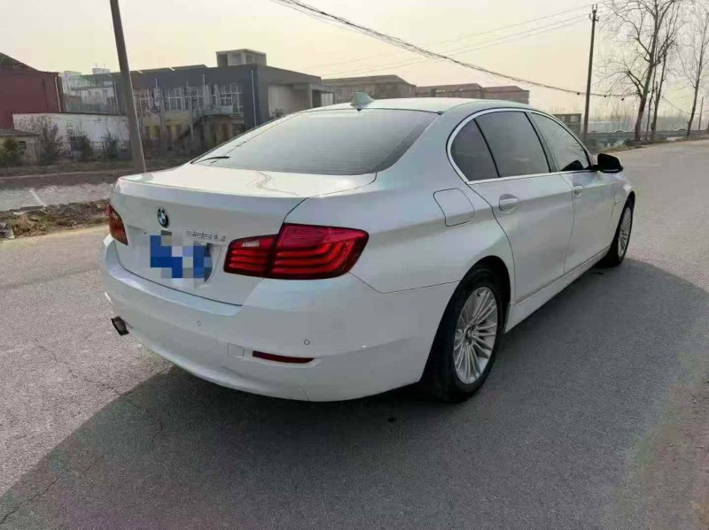 张家口15年宝马5系8