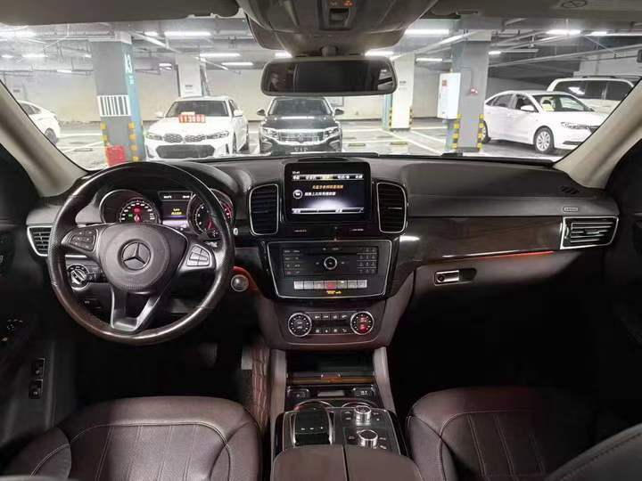 重庆18年奔驰GLS5