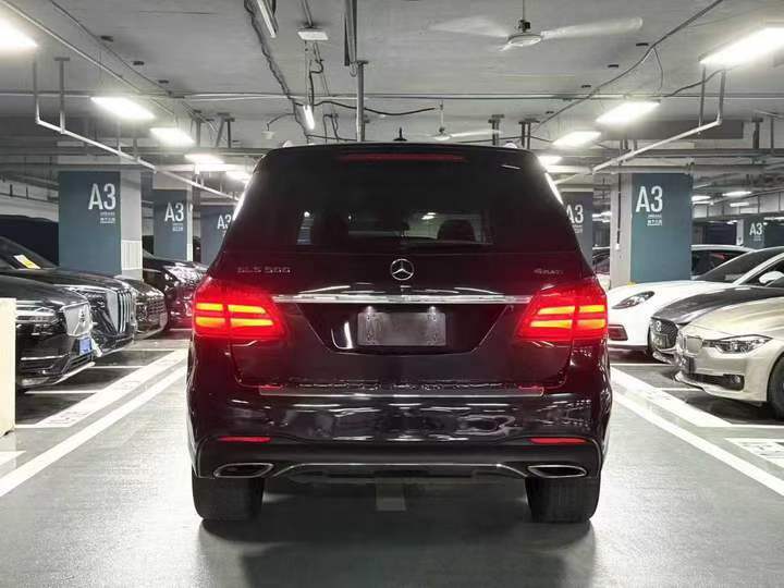 重庆18年奔驰GLS9