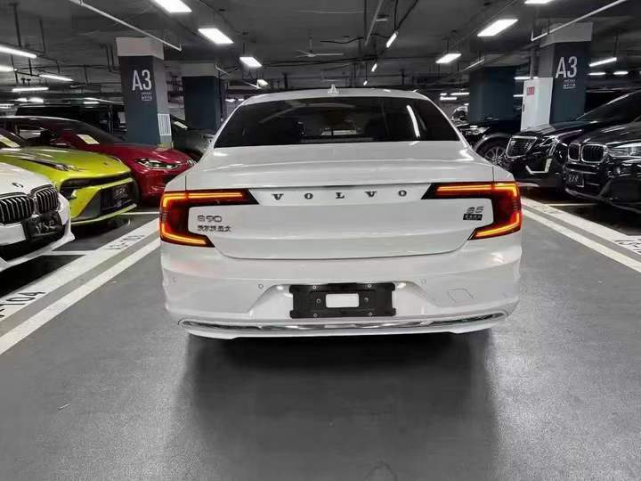 重庆21年沃尔沃S908