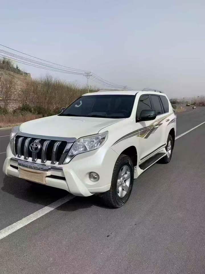 保定16年丰田普拉多2