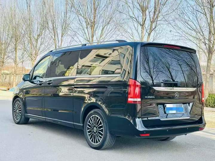 潍坊19年奔驰威霆7