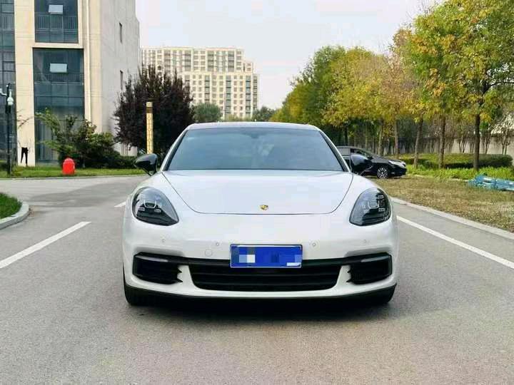 枣庄20年保时捷帕拉梅拉1