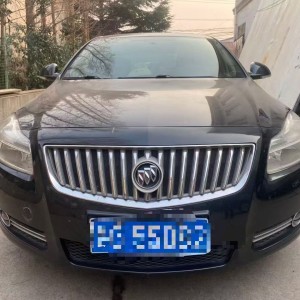 青岛11年别克君威