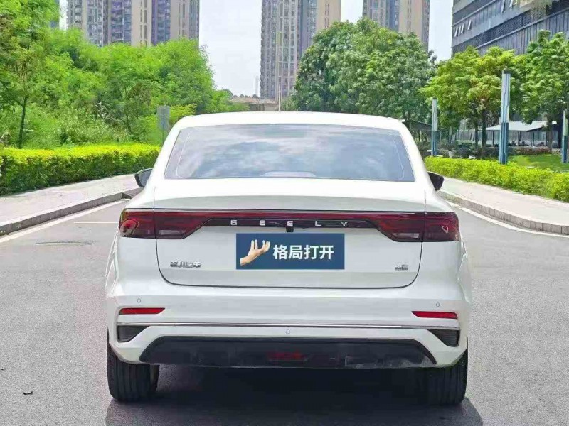 珠海24年吉利帝豪9