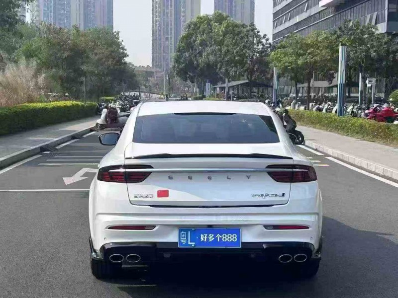 汕头24年吉利星瑞9