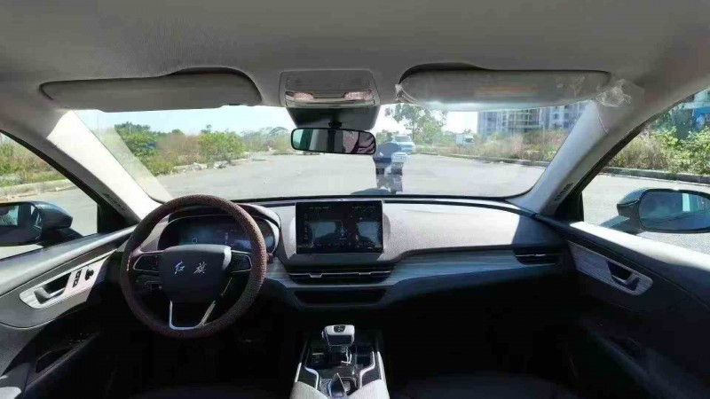 欽州25年紅旗E-QM54