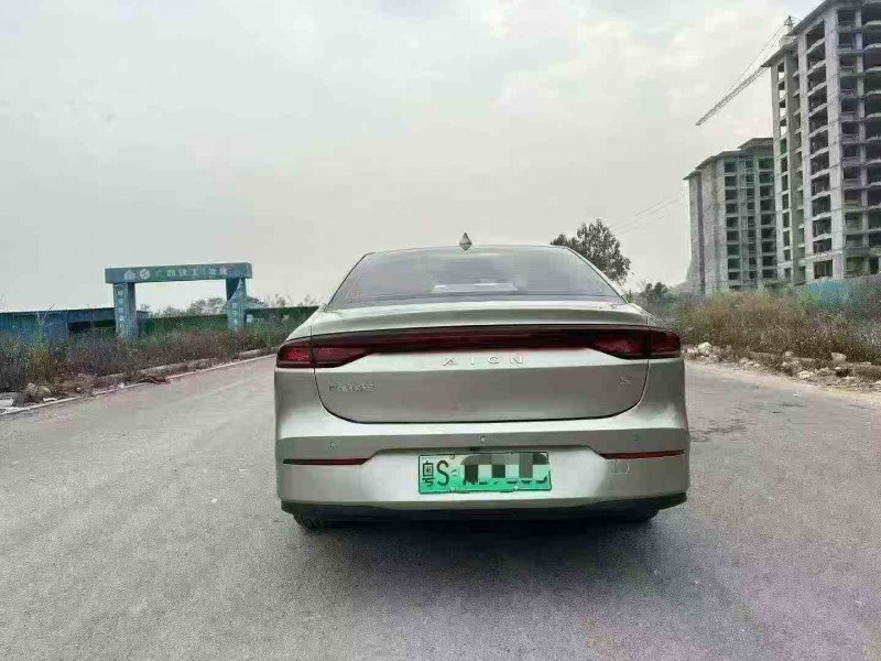 欽州25年傳祺埃安S9