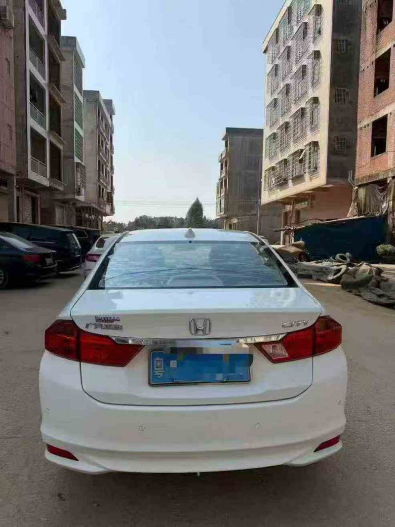 贵港18年本田锋范8