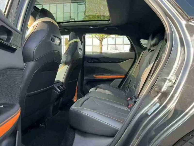 佛山25年长安汽车UNI4