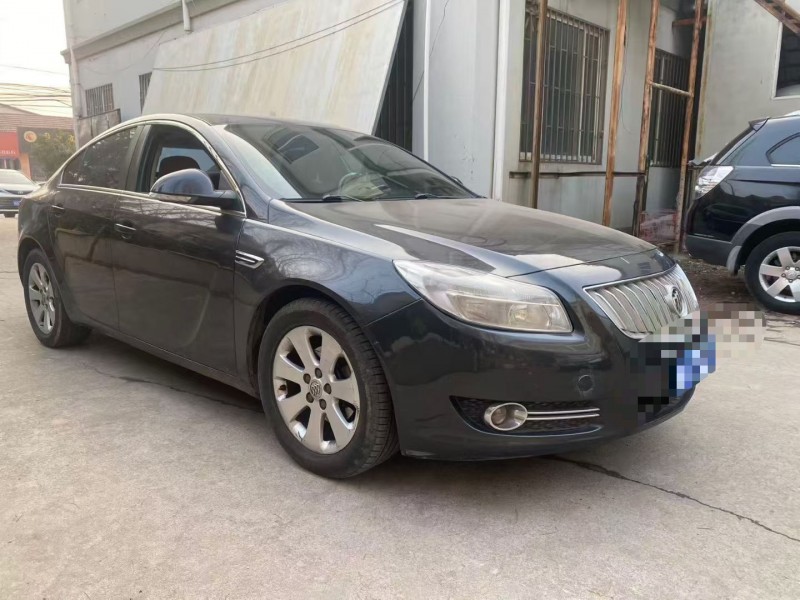 青岛11年别克君威2