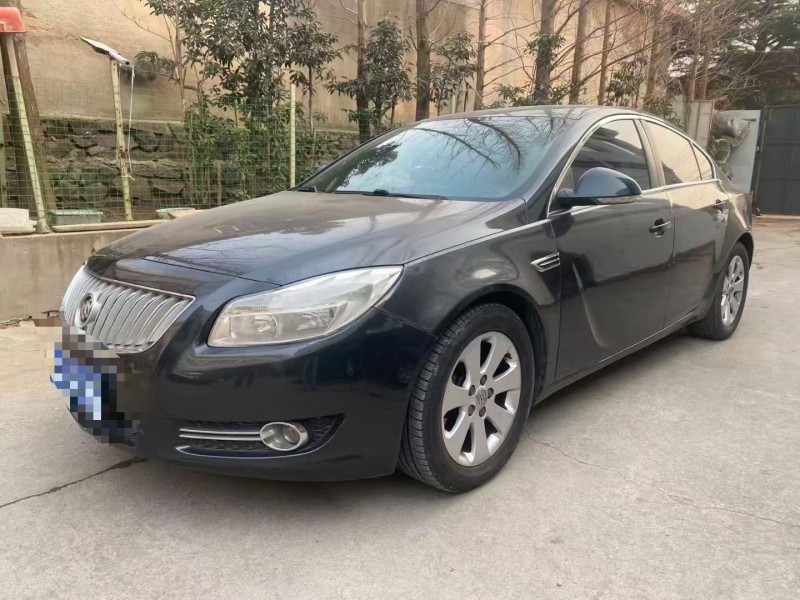 青岛11年别克君威3