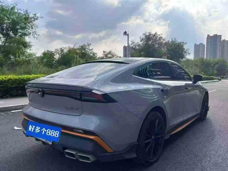 广州25年长安汽车UNI7