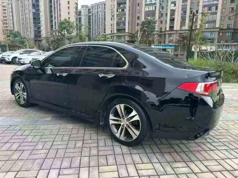 东方13年本田思铂睿7