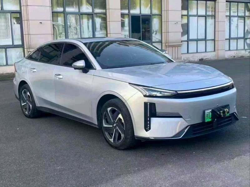 南平25年吉利银河2