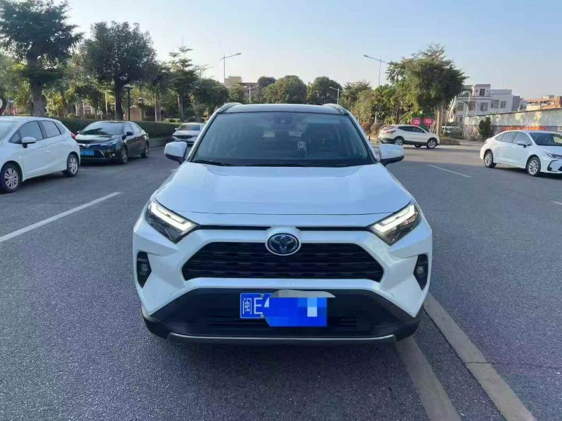 福州24年丰田RAV4荣放1
