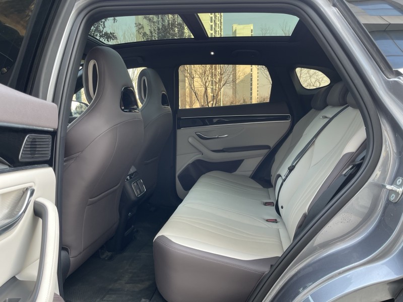 济宁24年比亚迪宋5