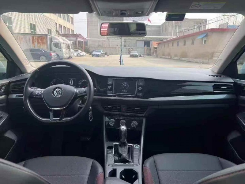 济宁20年大众宝来5