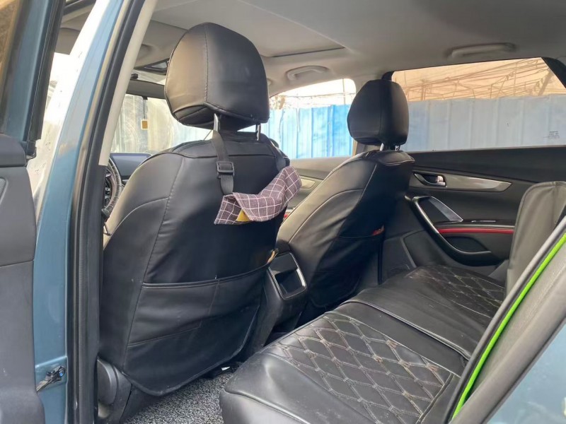 青岛18年长安汽车CS555