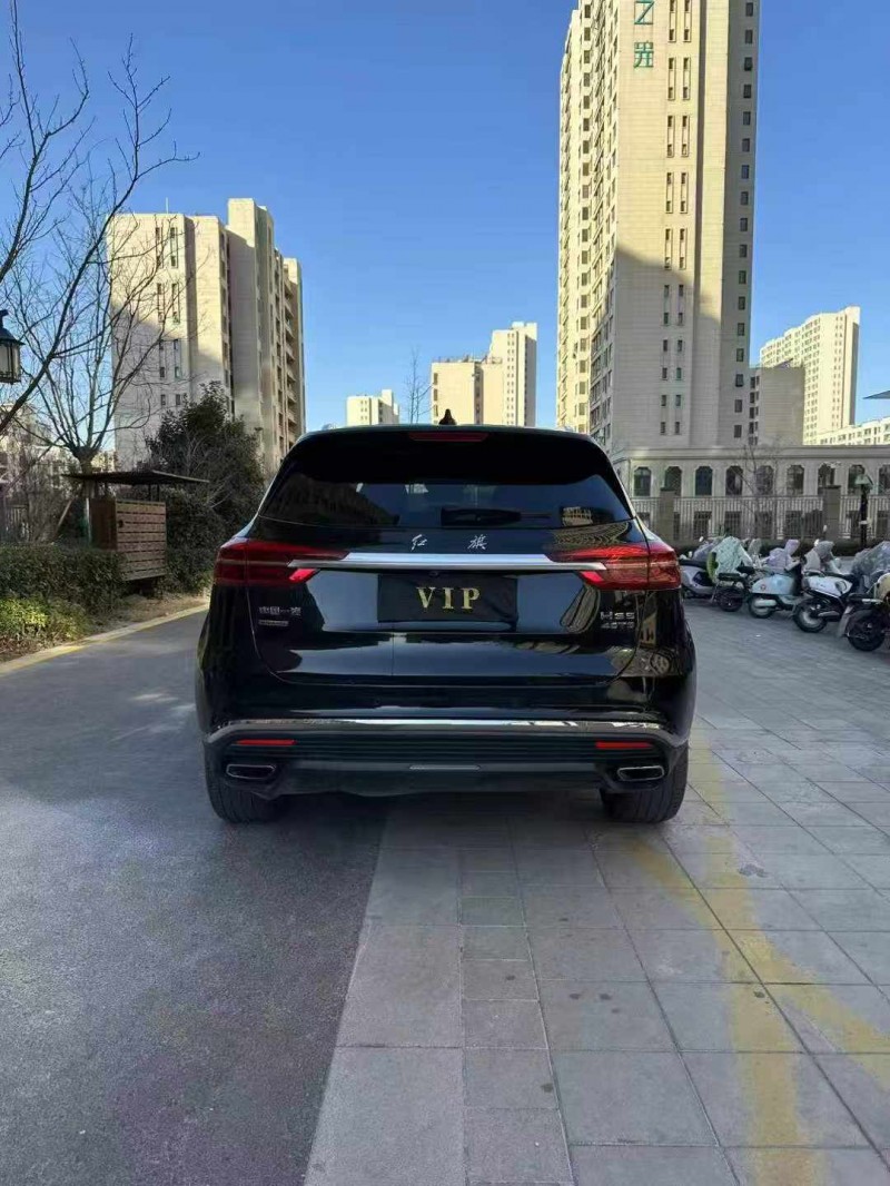 徐州21年紅旗HS59