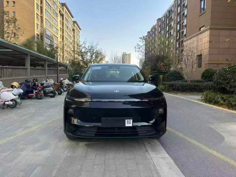 徐州25年零跑汽车B101