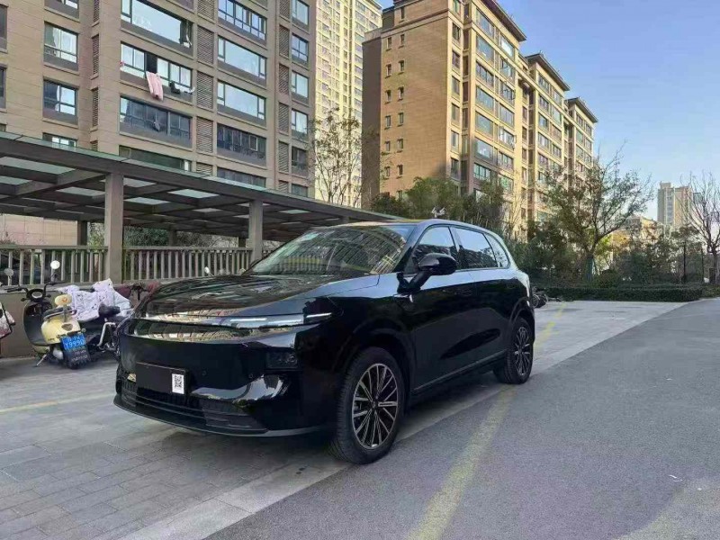 徐州25年零跑汽车B102