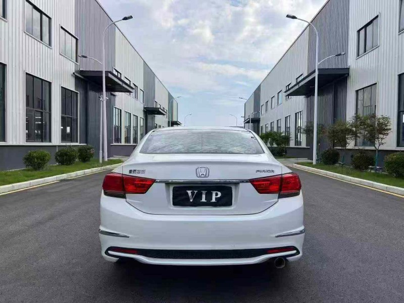 徐州16年本田思铂睿9