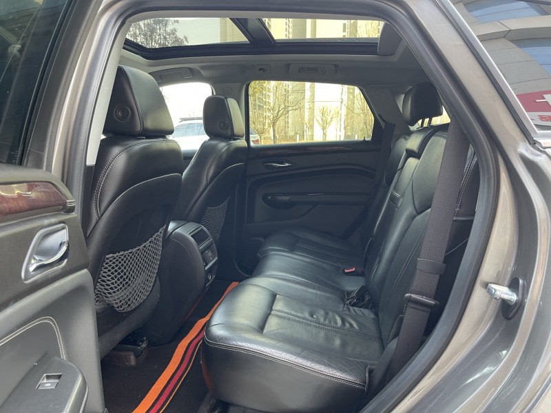 濟寧13年凱迪拉克SRX4