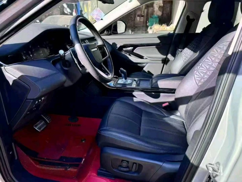 郑州24年路虎极光4