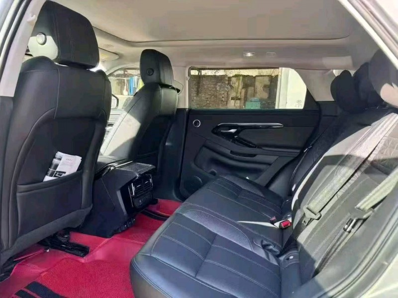 郑州24年路虎极光7