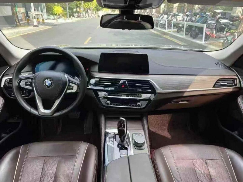 广州19年宝马5系7