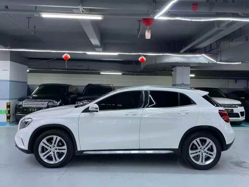 广州16年奔驰GLA8