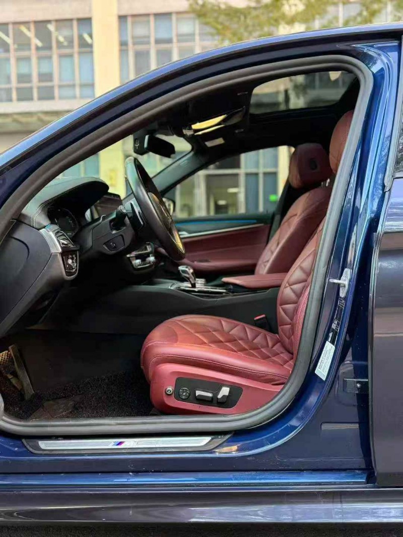 广州21年宝马5系6