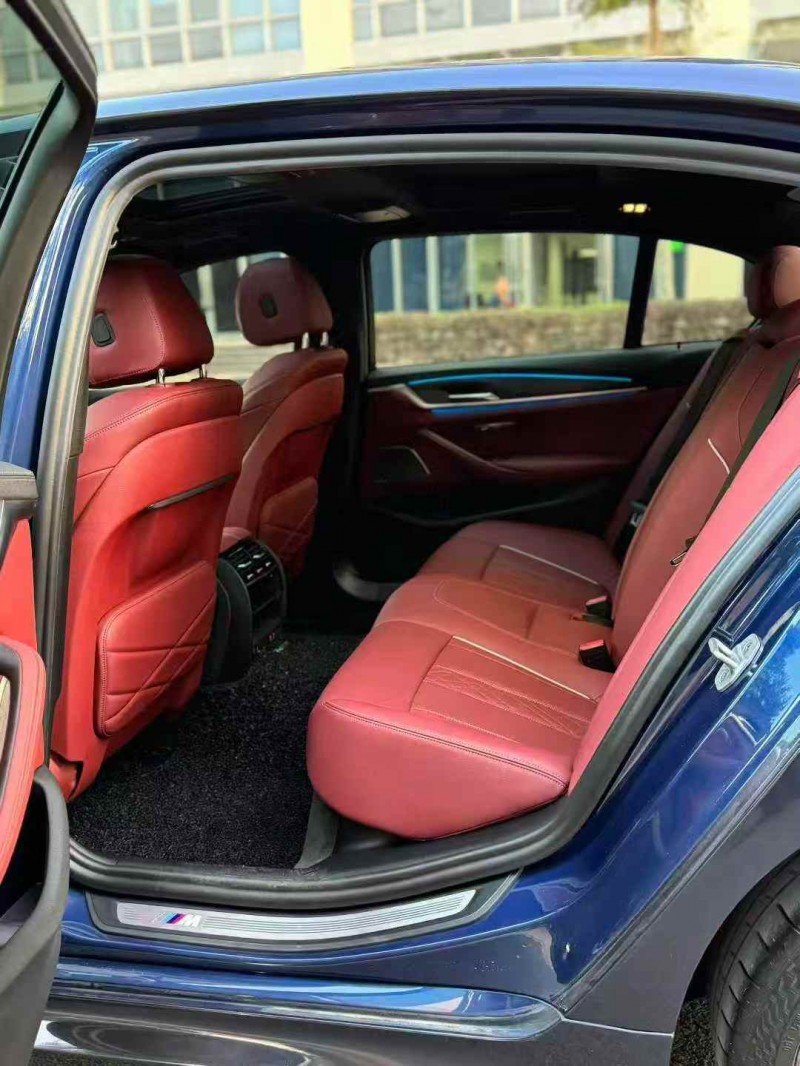 广州21年宝马5系7