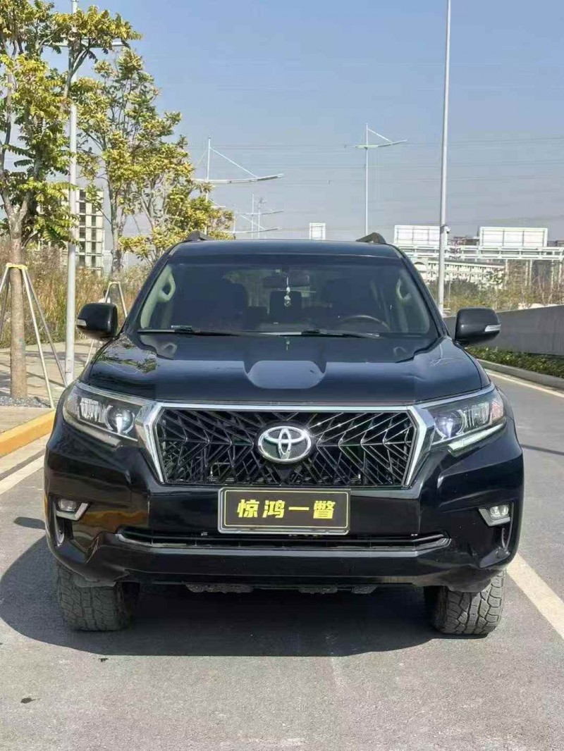 广州19年丰田普拉多1