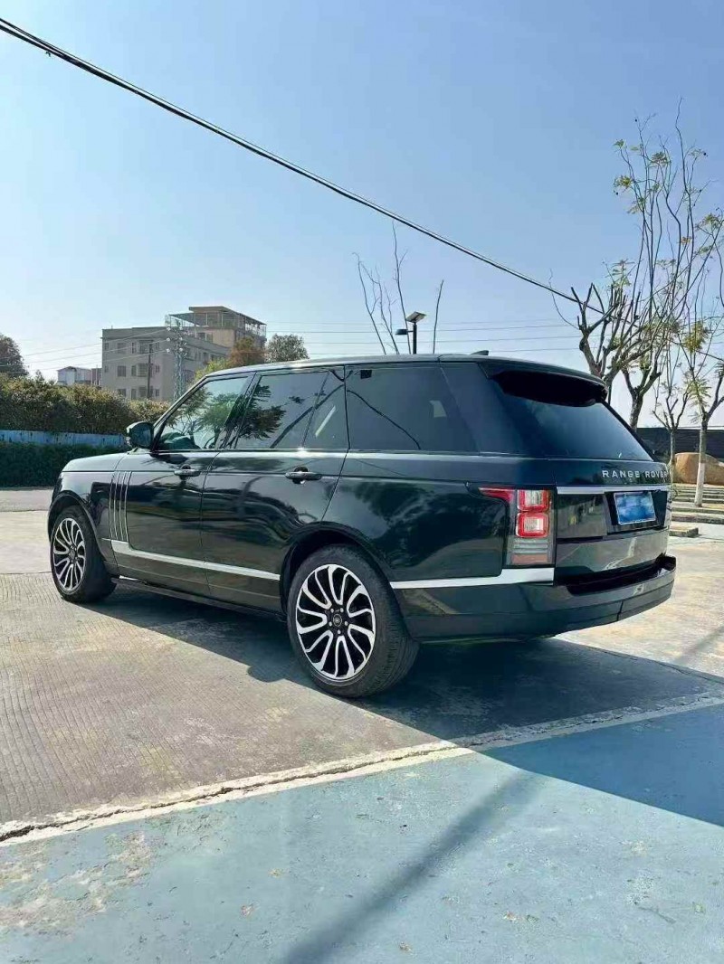 广州17年路虎揽胜行政8