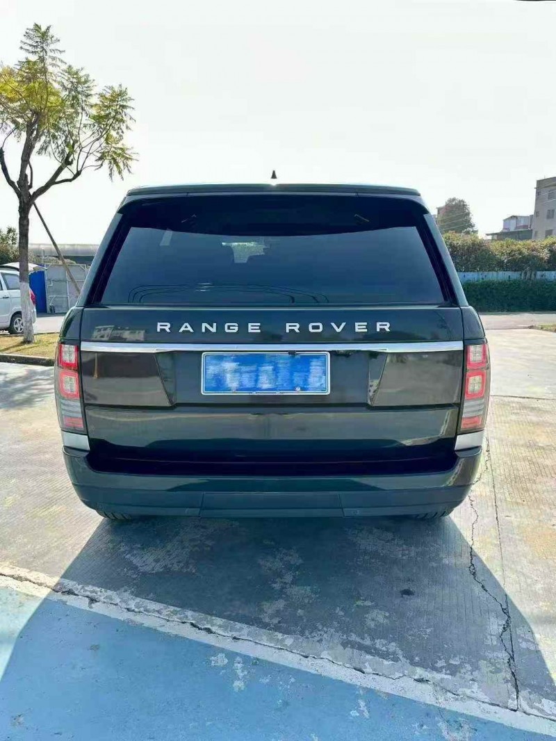 广州17年路虎揽胜行政9