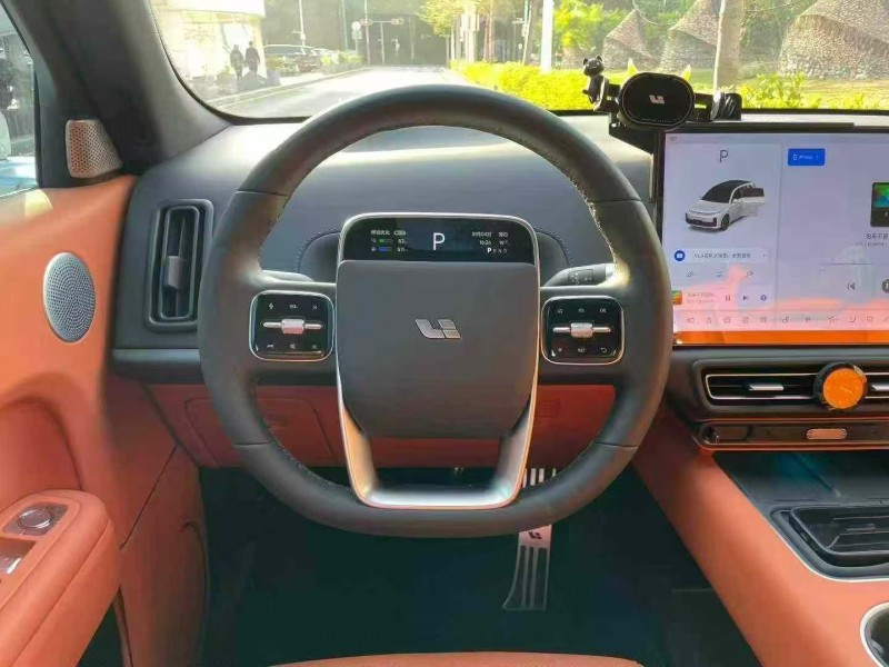 深圳25年理想L77