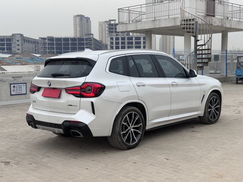 郑州22年宝马X34