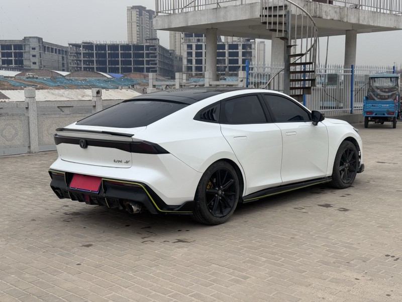 郑州22年长安汽车UNI4
