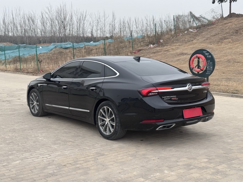 郑州21年别克君越6