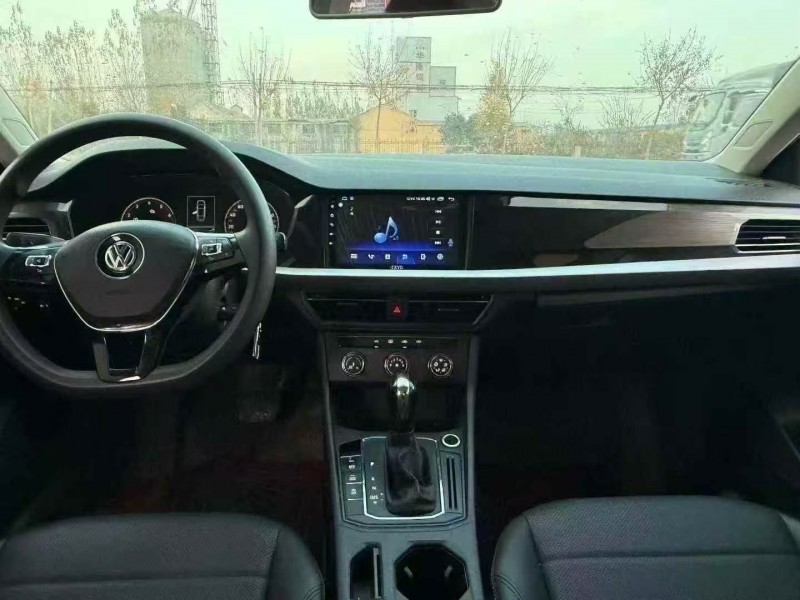 菏泽19年大众朗逸6